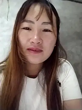 Snapshot of emini-xx chatting on November 3, 2025, 12:05 am emini-xx online show from November 3, 2025, 12:05 am