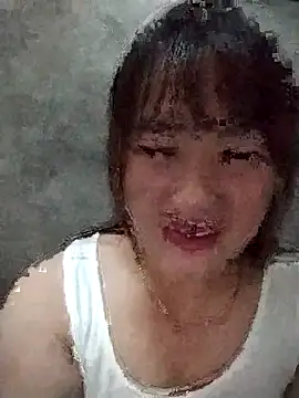 Snapshot of emini-xx chatting on November 10, 2025, 12:10 pm emini-xx online show from November 10, 2025, 12:10 pm