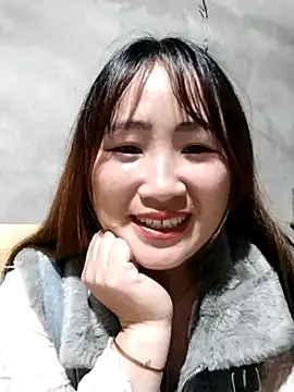 Snapshot of emini-xx chatting on November 27, 2025, 10:16 am emini-xx online show from November 27, 2025, 10:16 am