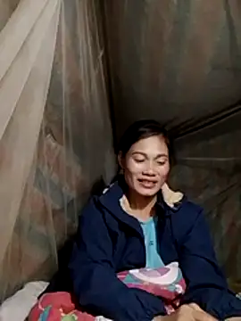 Snapshot of doggy-00 chatting on November 30, 2025, 1:01 pm doggy-00 online show from November 30, 2025, 1:01 pm