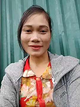 Snapshot of doggy-00 chatting on November 1, 2025, 1:12 am doggy-00 online show from November 1, 2025, 1:12 am