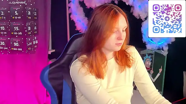 AngelWisee online show from February 5, 2026, 2:29 am