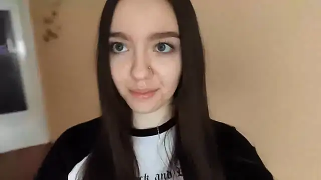 Kimixoo online show from December 2, 2025, 11:23 am