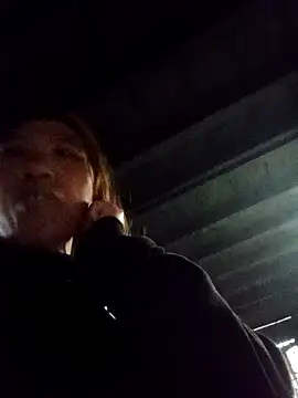 bella-la online show from February 19, 2026, 2:19 am