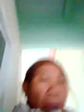 bella-la online show from February 3, 2026, 2:53 am