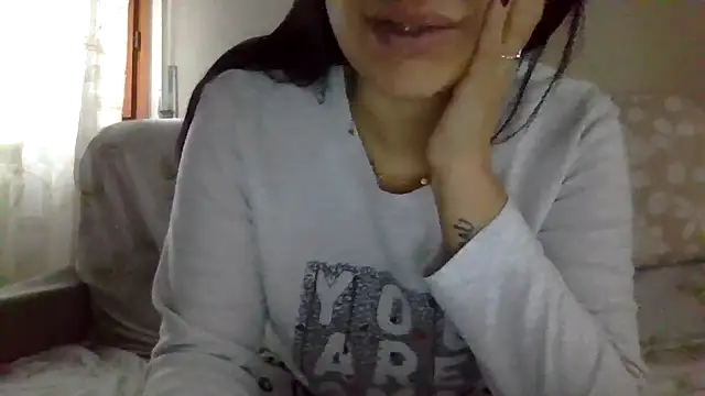 Snapshot of 4clarissa chatting on November 14, 2025, 7:12 am 4clarissa online show from November 14, 2025, 7:12 am