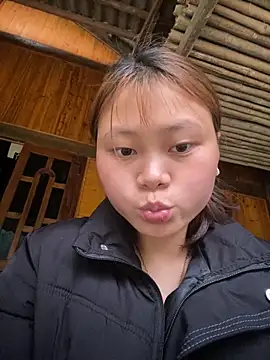 Sophia-123 online show from April 3, 2026, 11:22 pm