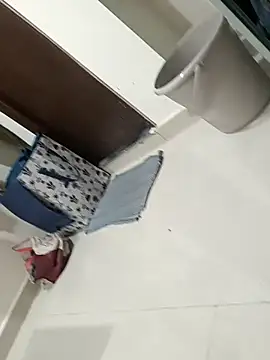 Snapshot of bigtelugubhama chatting on November 18, 2025, 10:29 am bigtelugubhama online show from November 18, 2025, 10:29 am