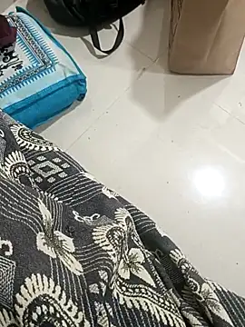 Snapshot of bigtelugubhama chatting on November 15, 2025, 3:54 am bigtelugubhama online show from November 15, 2025, 3:54 am