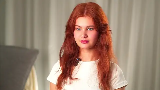 YettaCalabria online show from November 8, 2025, 11:14 am