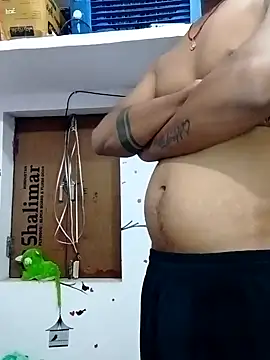 hot couple 000 online show from December 2, 2025, 5:36 pm