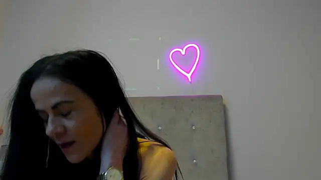 brianaflynt online show from February 16, 2026, 7:23 pm