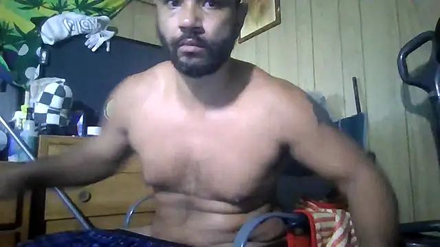 Snapshot of chuttos chatting on December 1, 2025, 9:48 pm chuttos online show from December 1, 2025, 9:48 pm