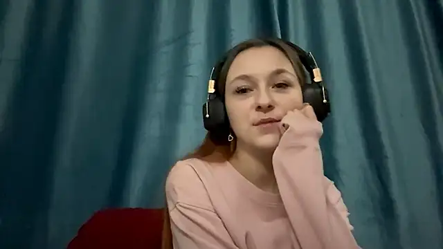 Snapshot of HOTBellakle chatting on November 13, 2025, 3:49 pm HOTBellakle online show from November 13, 2025, 3:49 pm