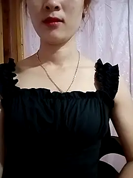 Snapshot of Em_xinh01 chatting on May 23, 2026, 12:59 pm Em xinh01 online show from May 23, 2026, 12:59 pm
