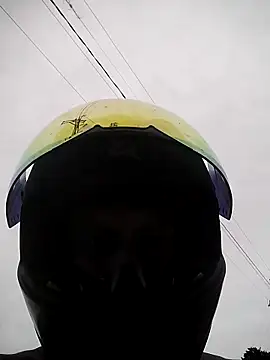 Yordiparra online show from April 7, 2026, 1:35 pm