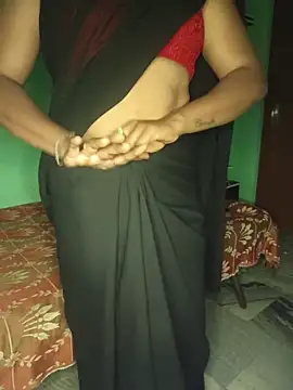 Snapshot of shreyareddy99 chatting on October 31, 2025, 3:52 pm shreyareddy99 online show from October 31, 2025, 3:52 pm