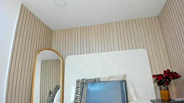 Snapshot of AmberrMoore_ chatting on November 26, 2025, 1:33 pm AmberrMoore online show from November 26, 2025, 1:33 pm