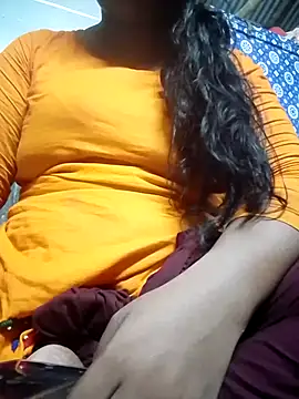 Snapshot of Liza0103 chatting on June 24, 2026, 2:26 pm Liza0103 online show from June 24, 2026, 2:26 pm