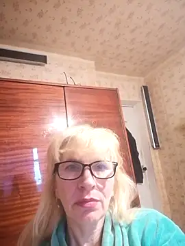 Snapshot of Georgette466 chatting on May 3, 2026, 4:32 pm Georgette466 online show from May 3, 2026, 4:32 pm