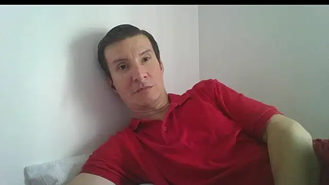 carliesexyman online show from November 14, 2025, 3:05 pm