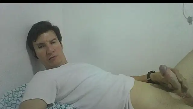 carliesexyman online show from November 30, 2025, 6:03 am