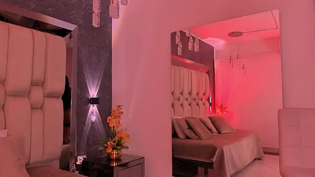  Sofiewild  online show from March 13, 2026, 7:41 pm