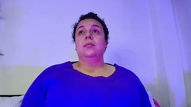 Natasha Amber online show from November 10, 2025, 1:38 pm