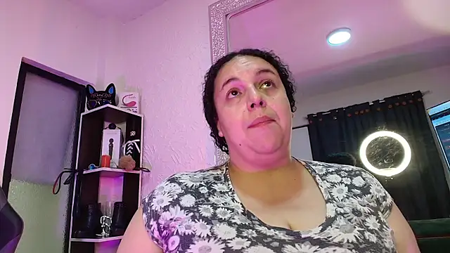 Natasha Amber online show from November 29, 2025, 1:22 pm