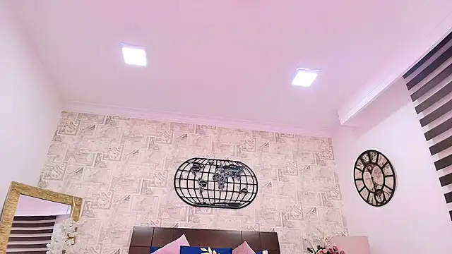 Snapshot of Marilyn_Blakee chatting on November 15, 2025, 1:20 am Marilyn Blakee online show from November 15, 2025, 1:20 am