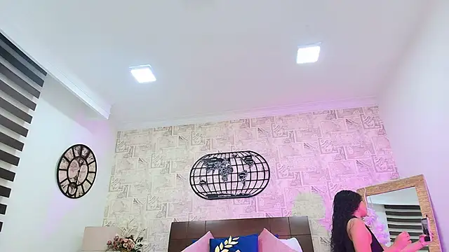 Snapshot of Marilyn_Blakee chatting on November 9, 2025, 1:15 pm Marilyn Blakee online show from November 9, 2025, 1:15 pm