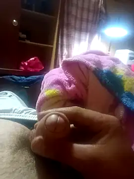 calitox1995 online show from November 27, 2025, 8:37 am