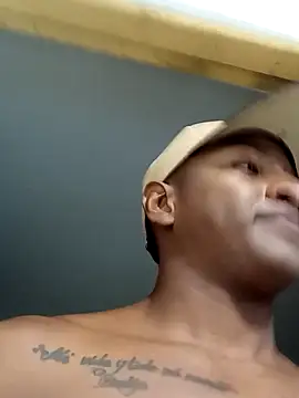 Snapshot of braulioth chatting on November 13, 2025, 3:10 am braulioth online show from November 13, 2025, 3:10 am