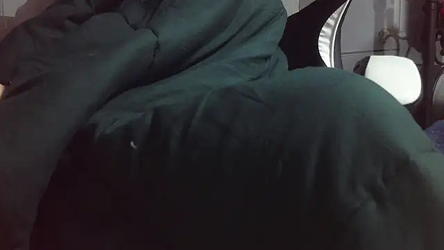 Stripholyday online show from November 18, 2025, 2:53 pm