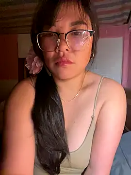 heodat-sexx online show from November 13, 2025, 7:18 pm