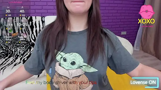 Snapshot of GlowMimi chatting on February 15, 2026, 9:03 pm GlowMimi online show from February 15, 2026, 9:03 pm