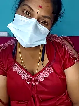 deepikasree143 online show from October 30, 2025, 5:21 pm