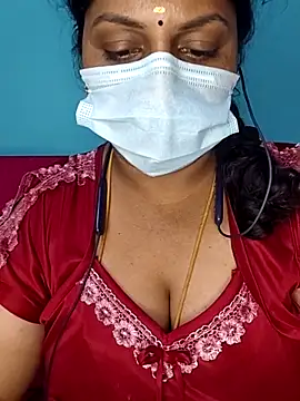 deepikasree143 online show from November 29, 2025, 6:52 pm