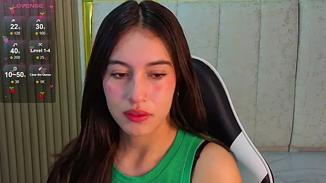 Nikka Tx online show from December 14, 2025, 1:06 pm