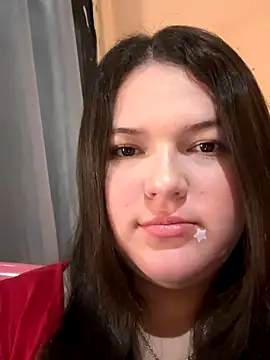 Snapshot of selenereyy chatting on October 28, 2025, 7:07 am selenereyy online show from October 28, 2025, 7:07 am