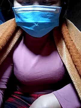 Snapshot of yoyo-mi chatting on February 1, 2026, 2:21 am yoyo-mi online show from February 1, 2026, 2:21 am