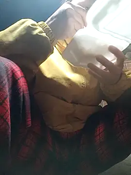 Snapshot of yoyo-mi chatting on February 2, 2026, 2:10 am yoyo-mi online show from February 2, 2026, 2:10 am