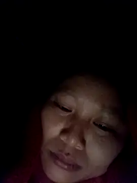 Snapshot of yoyo-mi chatting on December 21, 2025, 9:04 pm yoyo-mi online show from December 21, 2025, 9:04 pm