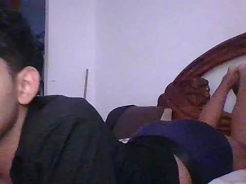 Snapshot of Myrkamndza chatting on November 1, 2025, 10:14 pm Myrkamndza online show from November 1, 2025, 10:14 pm