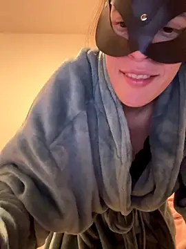 Snapshot of carolinedanger_ chatting on November 10, 2025, 12:26 am carolinedanger online show from November 10, 2025, 12:26 am