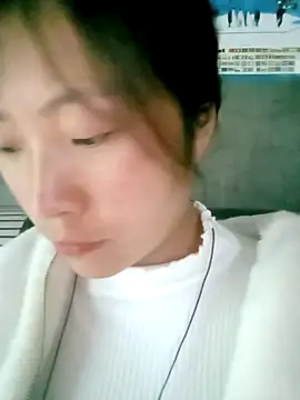 Snapshot of -Cherry-123 chatting on November 4, 2025, 6:06 am -Cherry-123 online show from November 4, 2025, 6:06 am