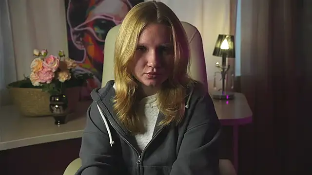 Snapshot of EttieBilliter chatting on October 30, 2025, 11:41 am EttieBilliter online show from October 30, 2025, 11:41 am