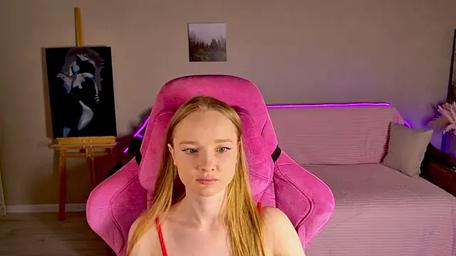 Snapshot of Shawty_Mia chatting on November 7, 2025, 3:05 pm Shawty Mia online show from November 7, 2025, 3:05 pm