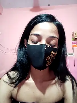 Green LaDY66 online show from April 15, 2026, 5:50 pm