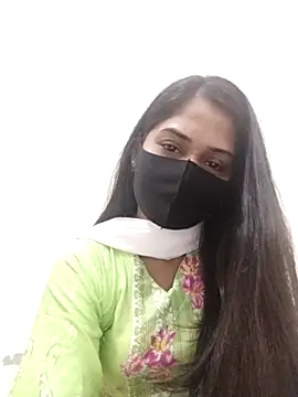 Green LaDY66 online show from November 10, 2025, 9:20 pm